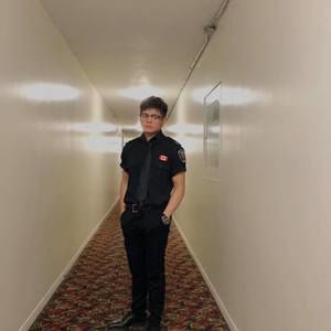 Meet your Posher, Kyle